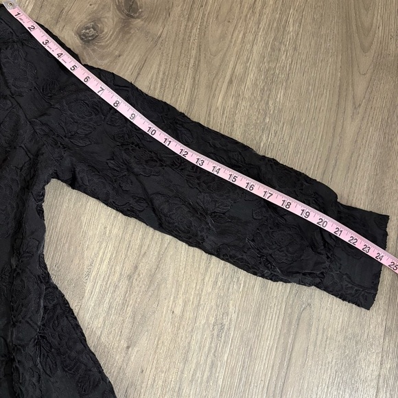 NWT Saints And Secrets Black Long Sleeve Dress V-Neck Open Back Sz L Ruffle Hem - Picture 12 of 16